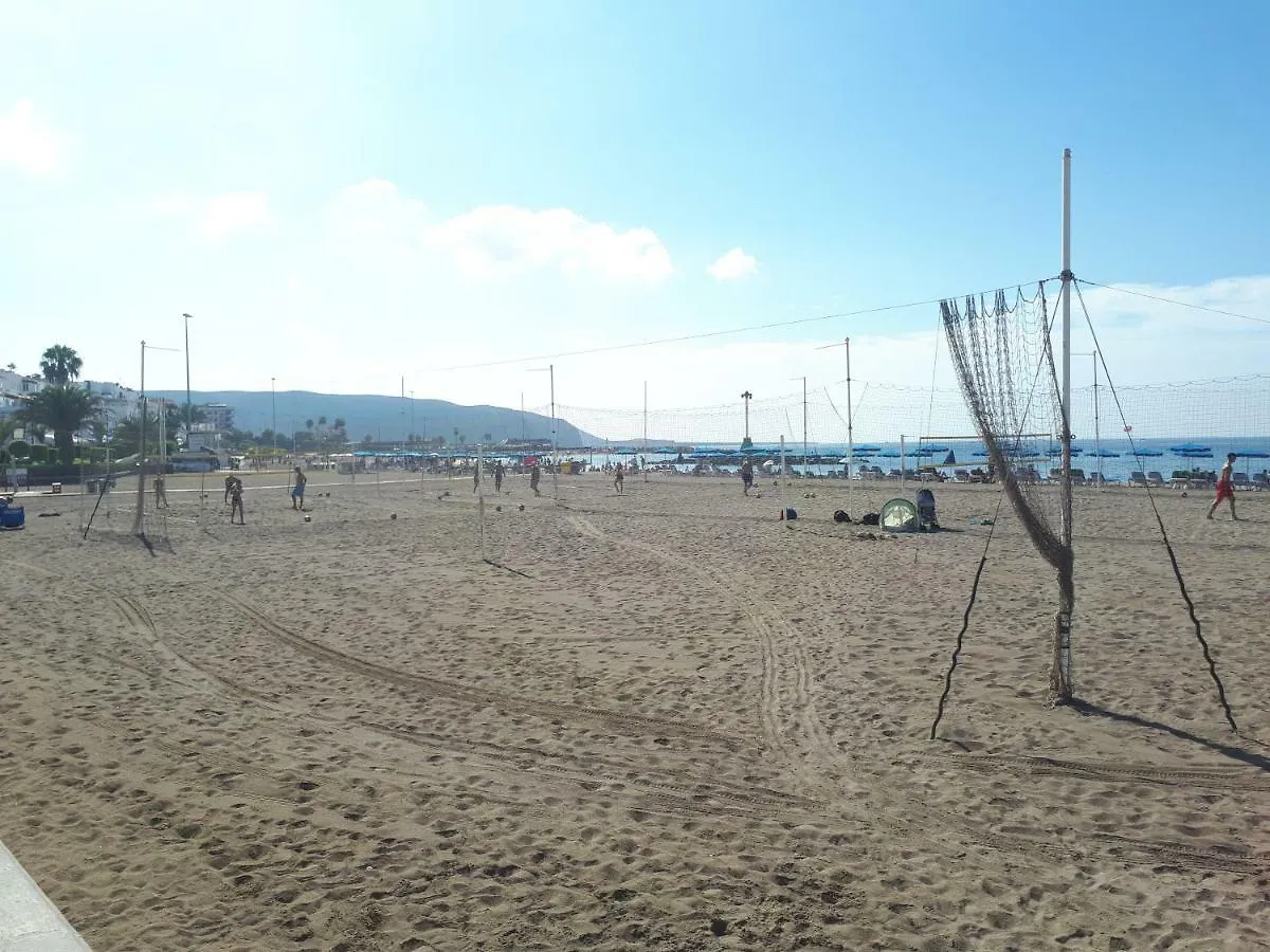 Playa De Las Vistas Apartment Arona